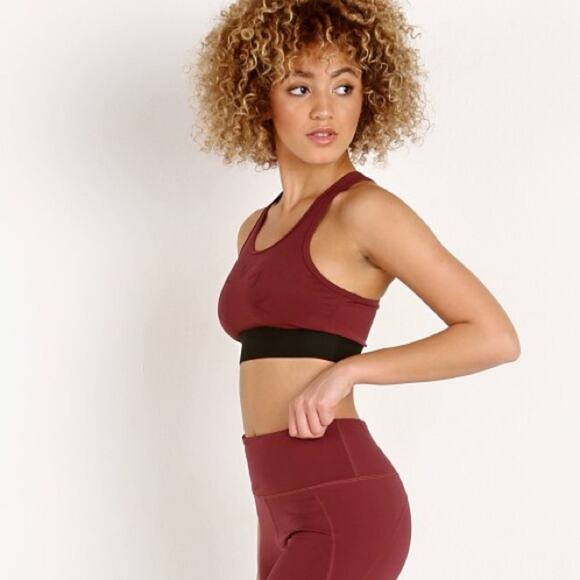 Varley Aspen Racerback Sports Bra - Picture 3 of 7